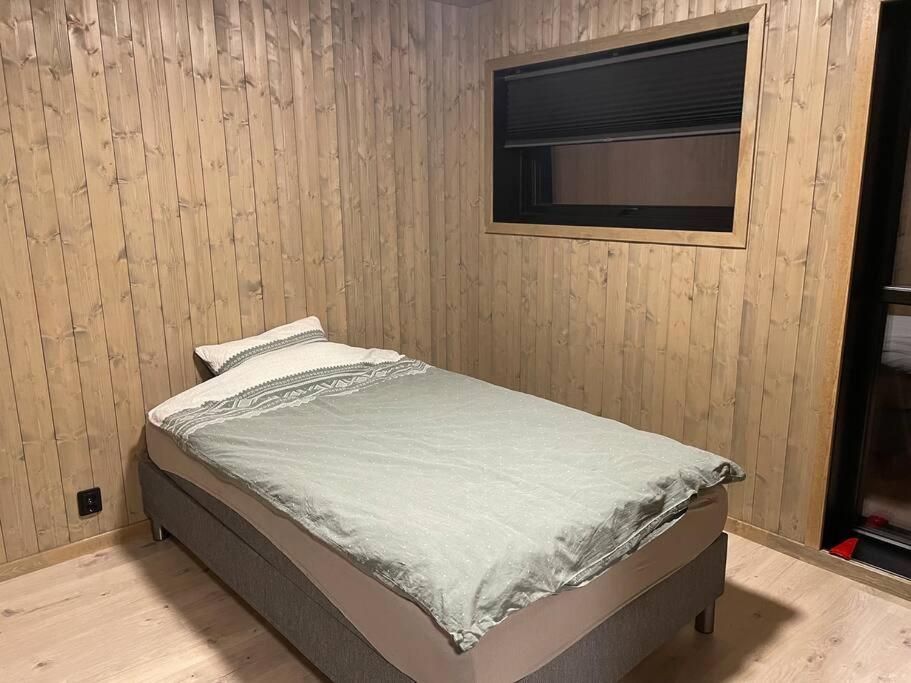 Skaidi Logde- Near Salomon River And Golf Course Apartment Хамерфест Екстериор снимка